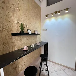 Signorina In 호스텔
